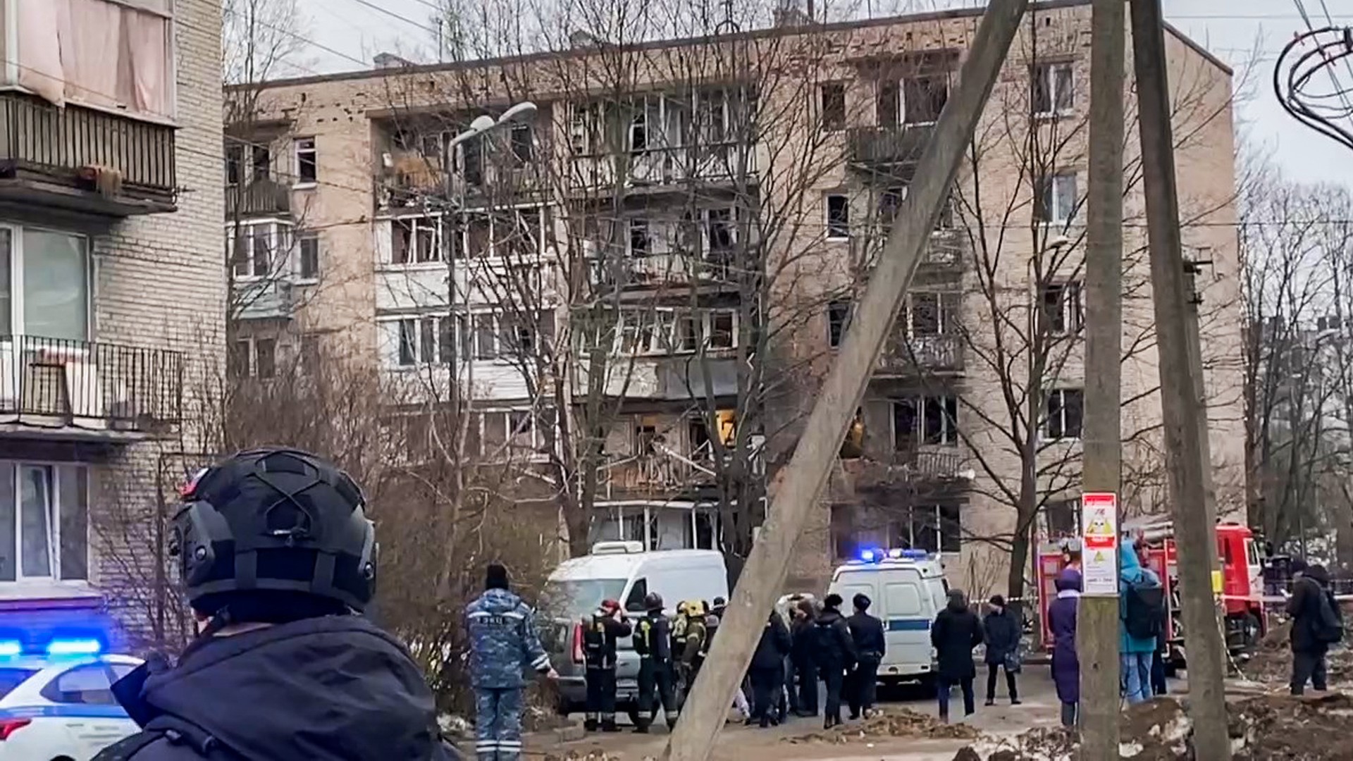 В Санкт-Петербурге сообщили о взрыве в жилом доме