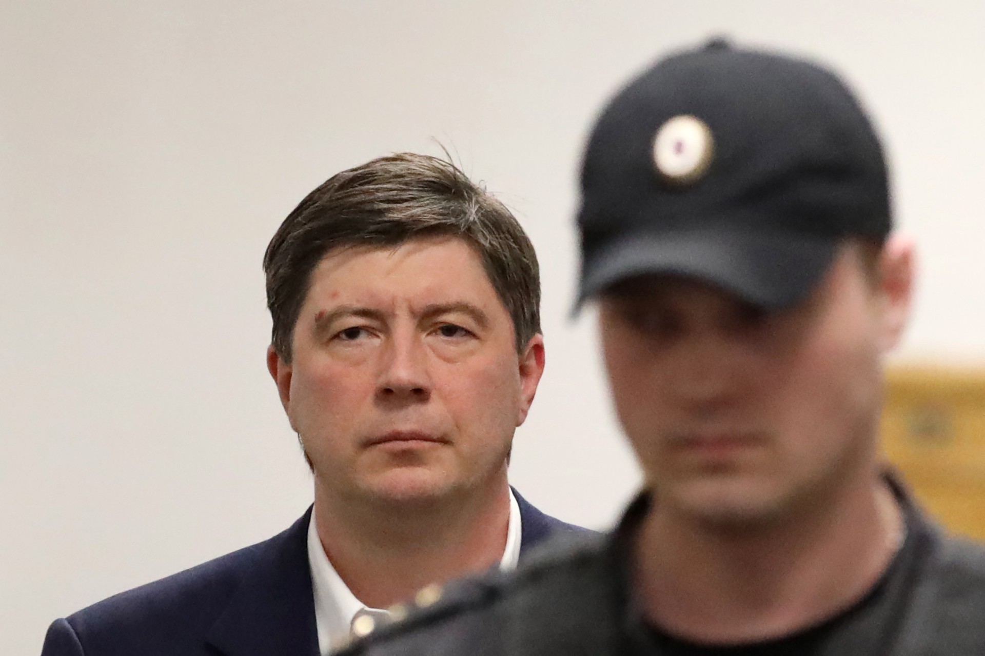 Суд приговорил экс-главу банка «Югра» Хотина к 9 годам колонии за растрату 23 млрд рублей