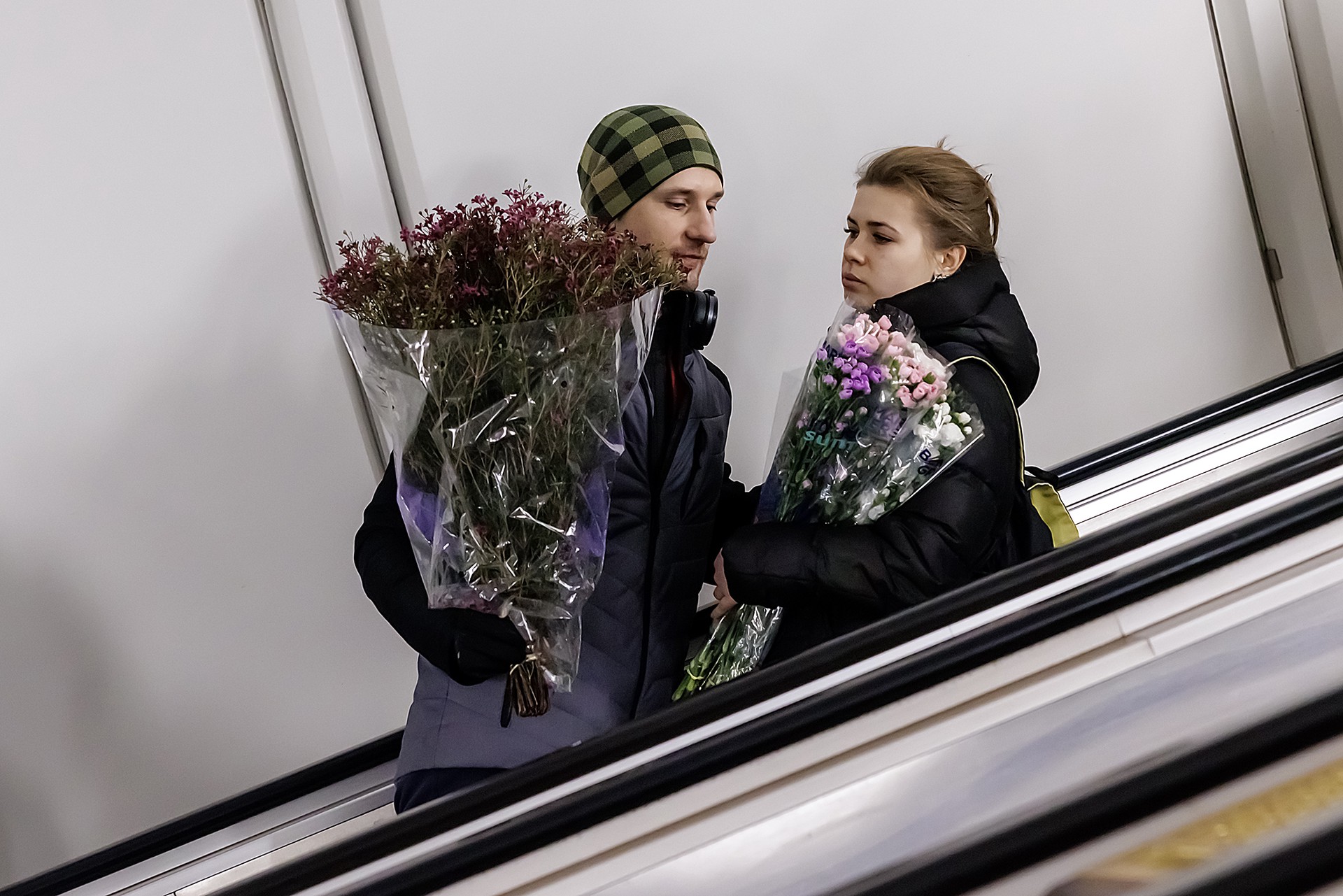 Врач Беляева назвала цветы, которые опасно дарить женщинам