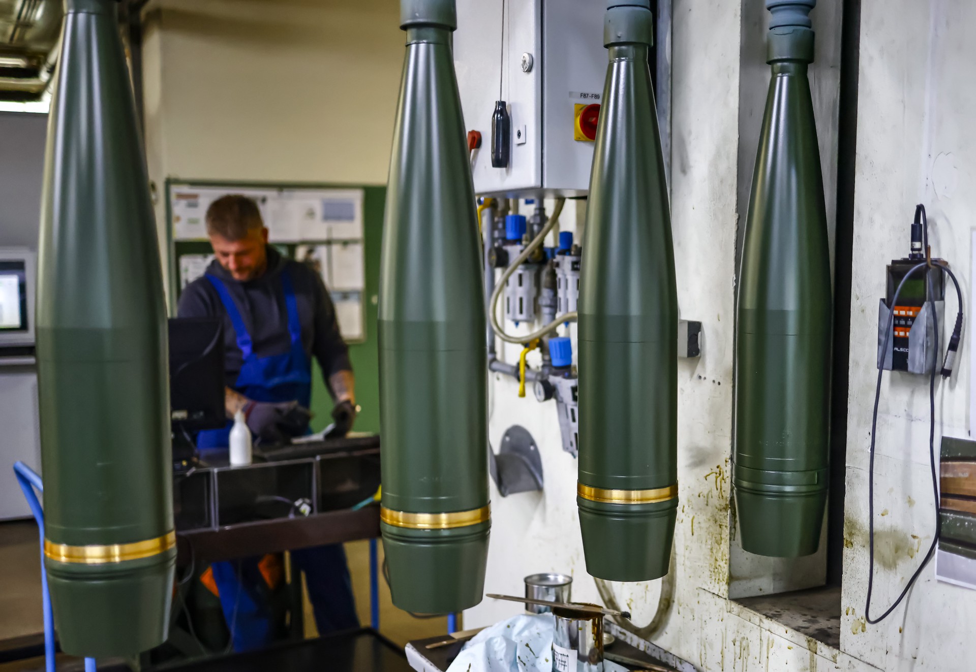 Financial Times: Европе не хватает необходимой для производства боеприпасов нитроцеллюлозы