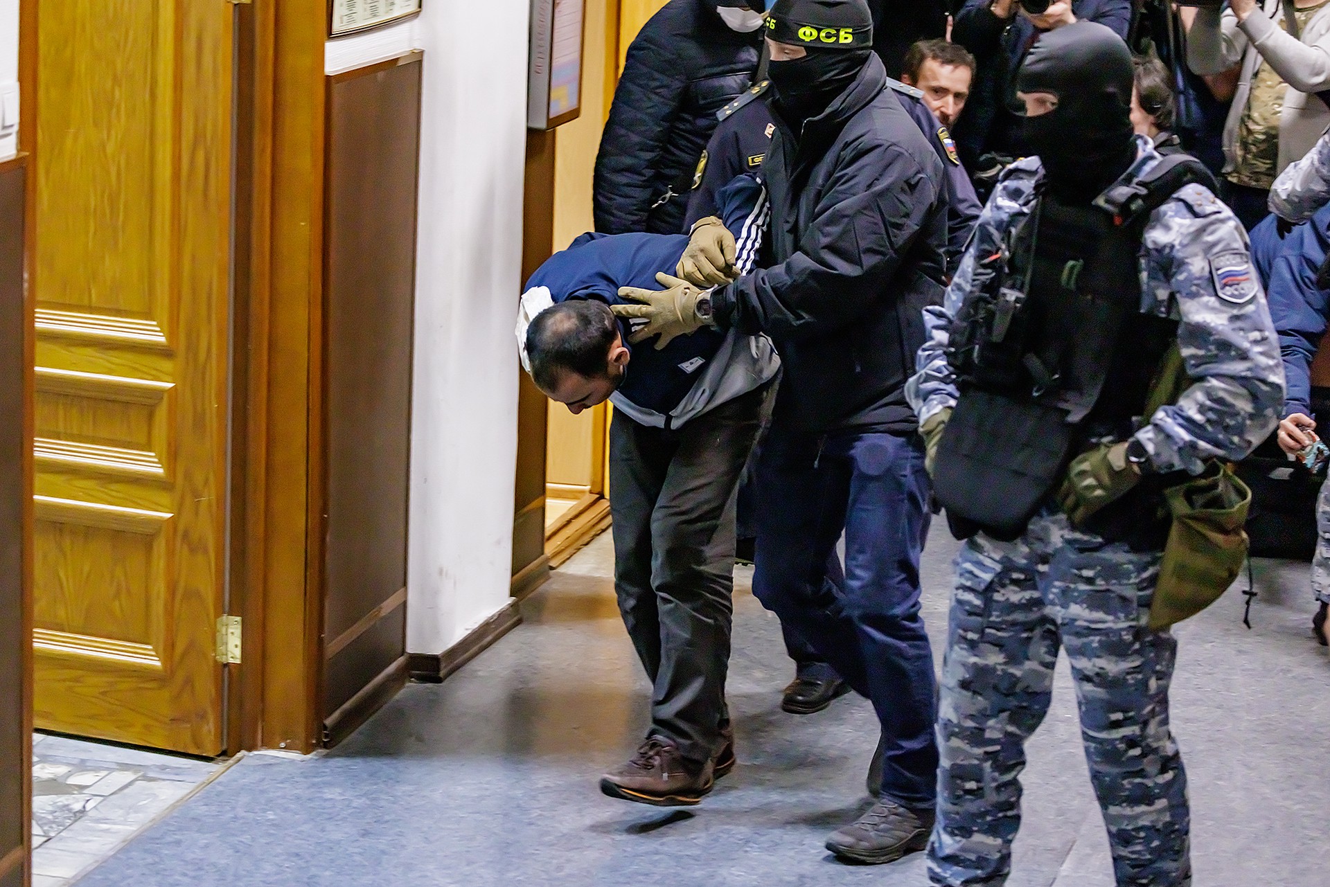 В Москве закрыли хостел, где жили обвиняемые в теракте в «Крокусе»