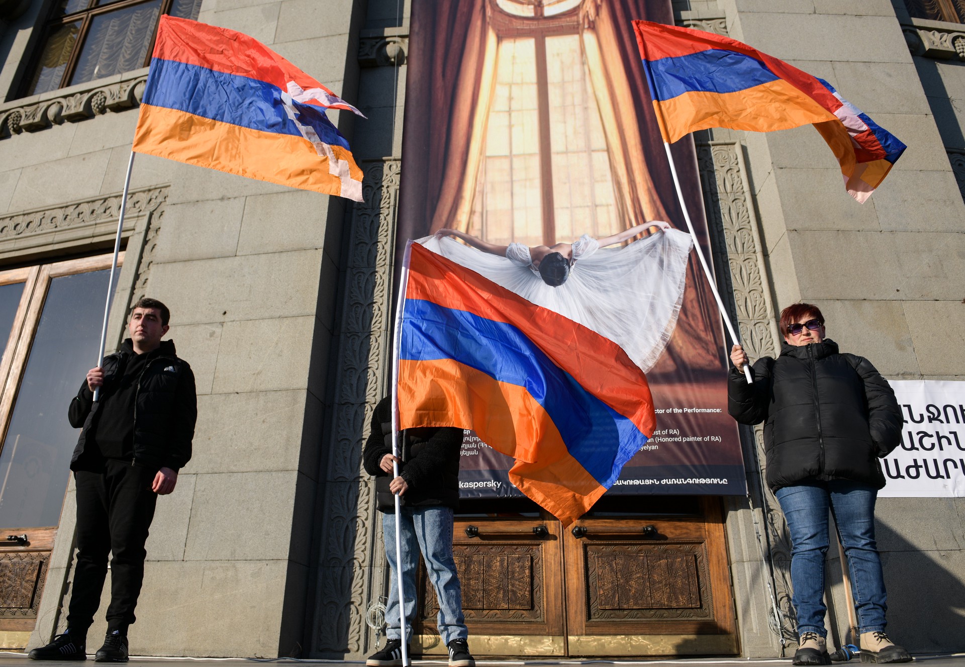 ЕС ли бы: почему Армения не понимает, что её интересы могут защитить лишь Россия и Иран