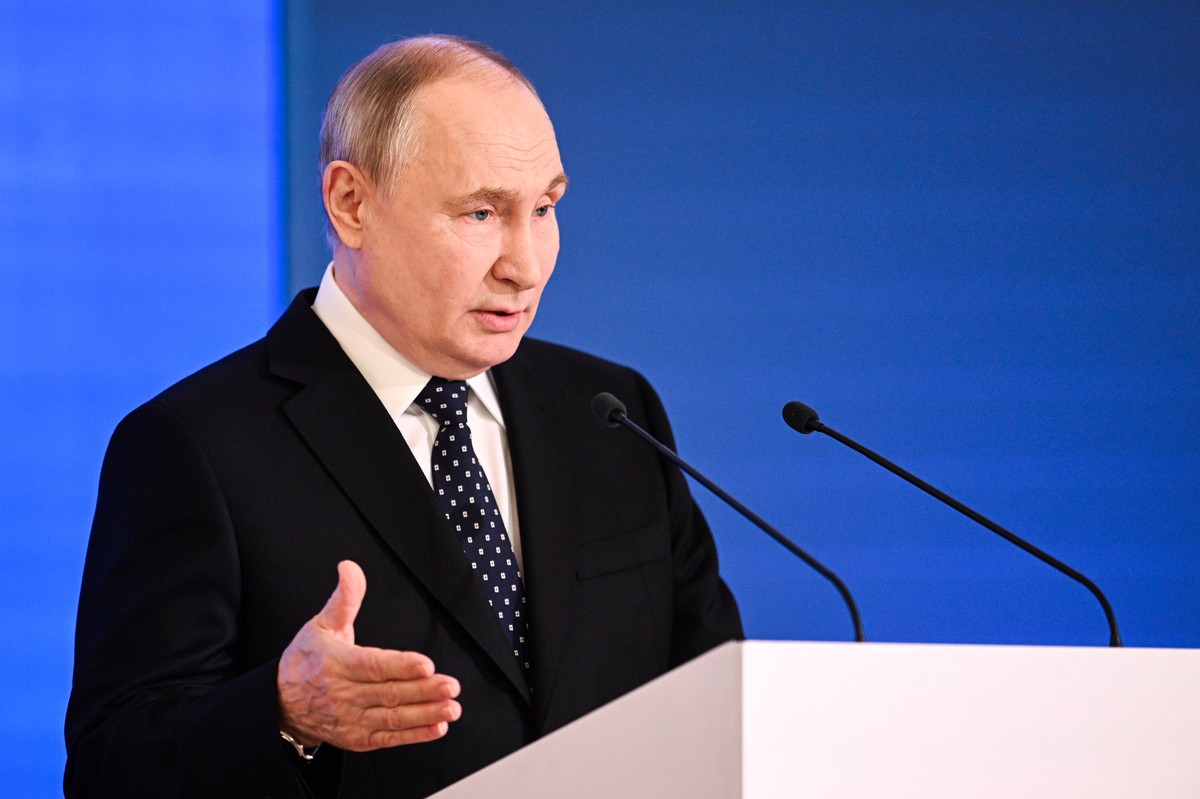 Путин: Россия не переводит свою экономику в режим военного времени