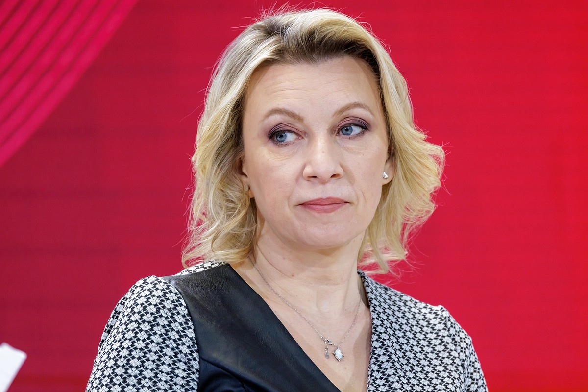 Захарова: Заявления Киева о мире – прикрытие и ширма