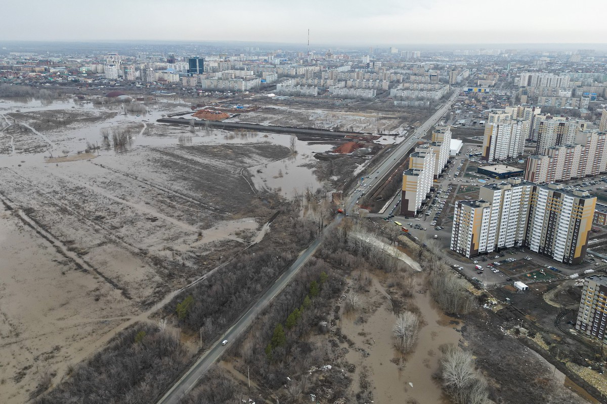 Уровень воды в Урале у Оренбурга поднялся до 914 сантиметров 