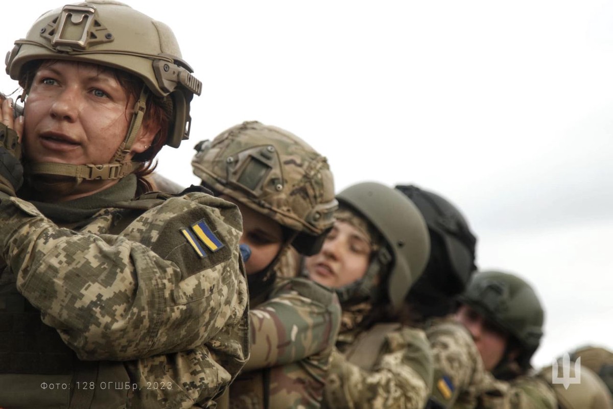 На Украине предложили призвать женщин на службу по примеру Израиля