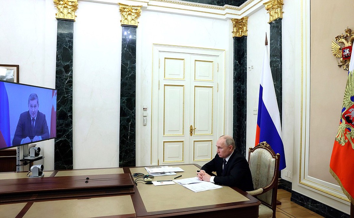 Путин обратил внимание на снижение рождаемости в Волгоградской области 