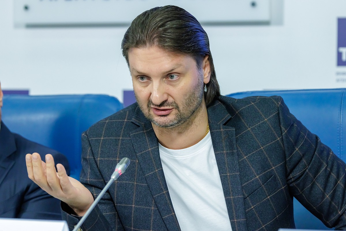 «Мне на них наплевать»: Эдгард Запашный резко высказался о покидающих США после победы Трампа звёздах