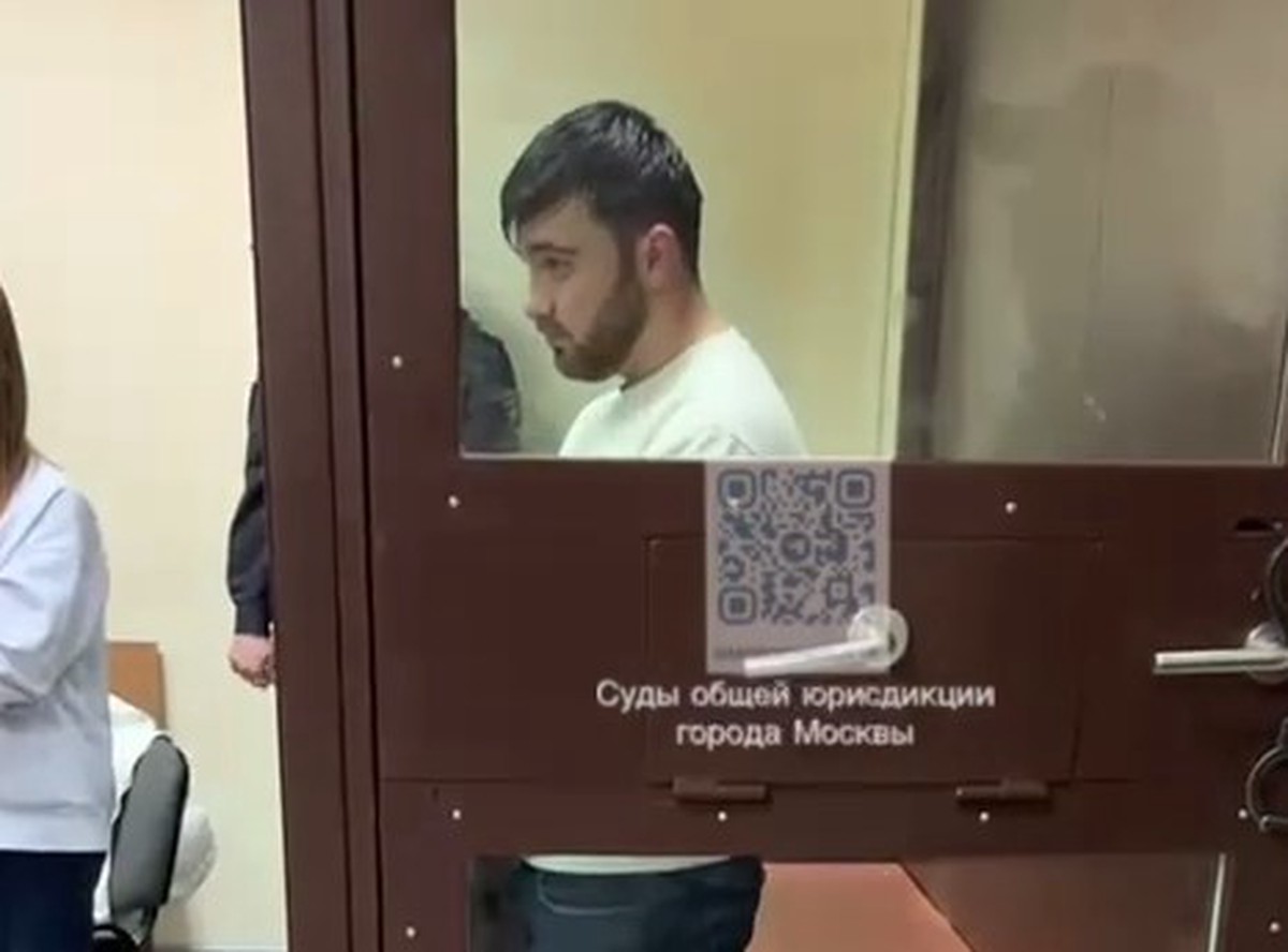 Суд арестовал всех шестерых фигурантов дела об убийстве москвича на парковке