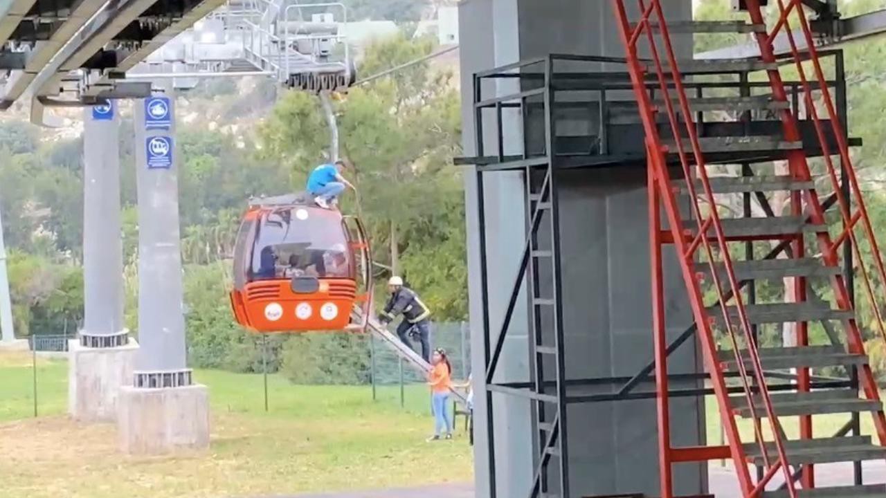 В Анталье рухнула кабина фуникулёра, один человек погиб