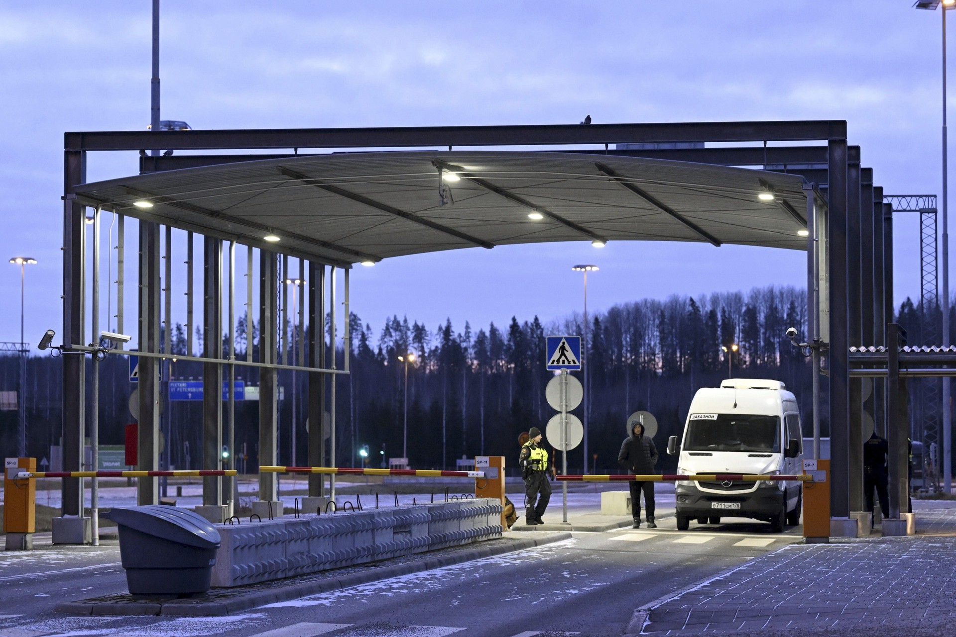 В Финляндии одобрили предложение продлить закрытие границы с Россией