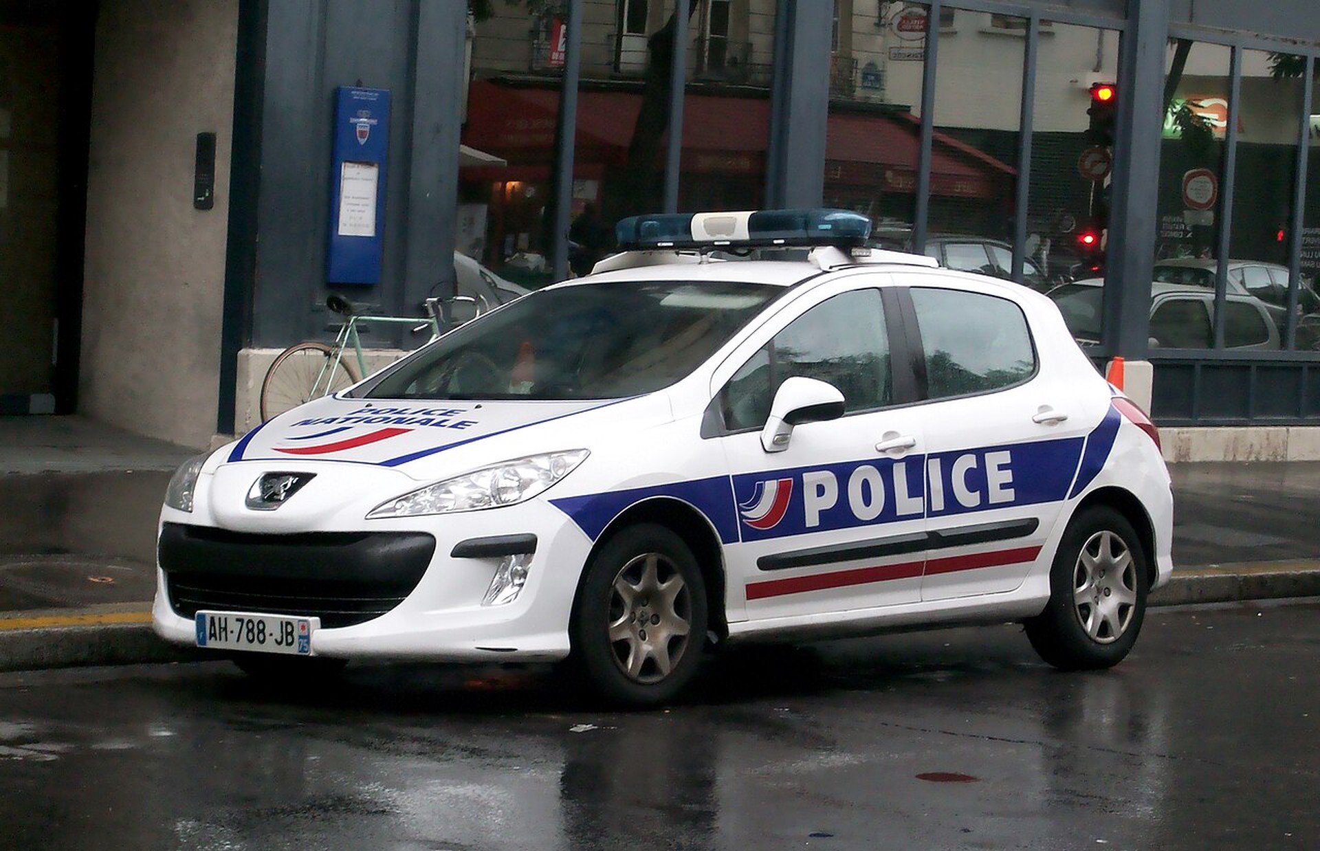 Le Figaro: Во Франции арестовали мужчину из ДНР по подозрению в подготовке теракта