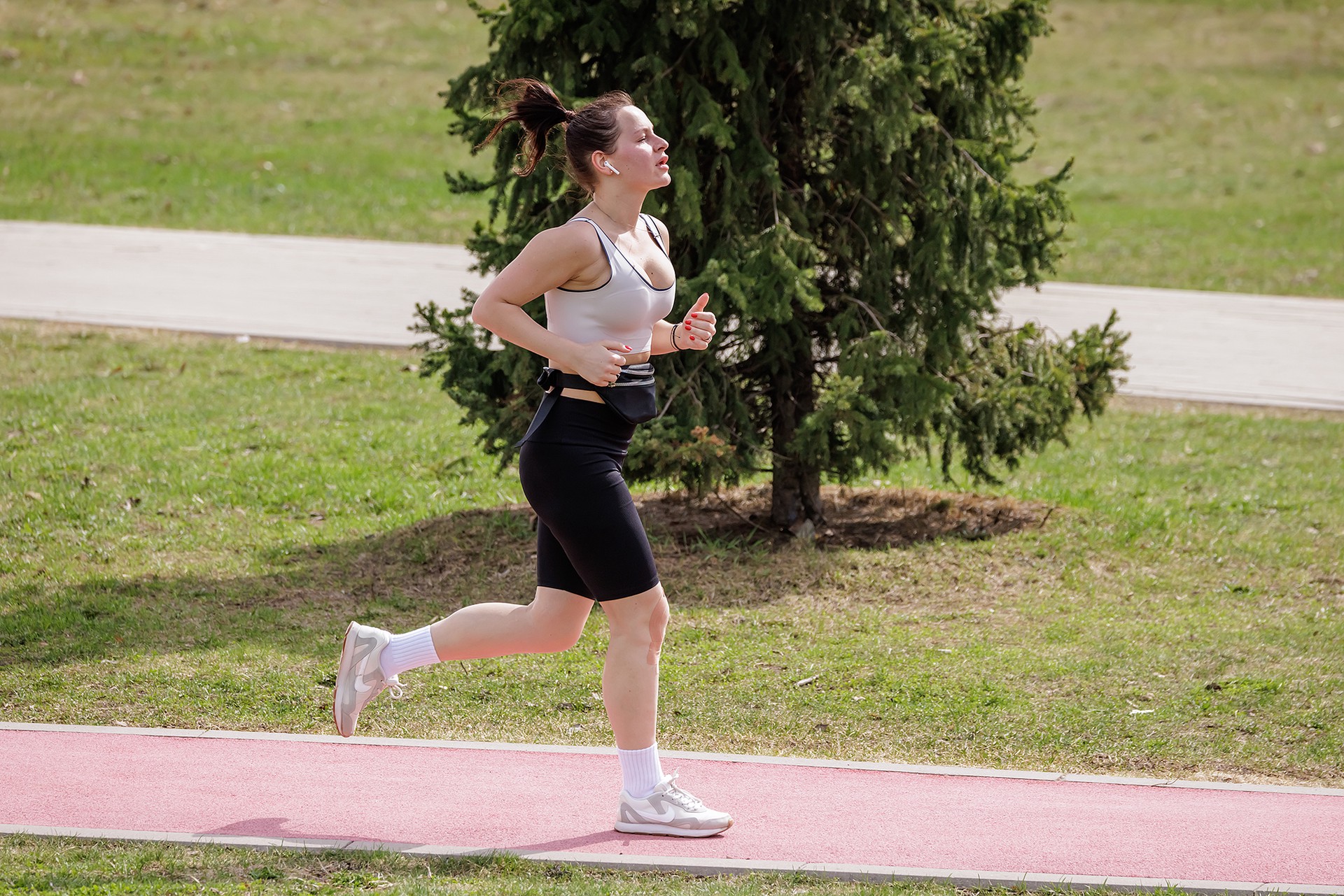 Врач предупредила, когда пробежки весной могут навредить