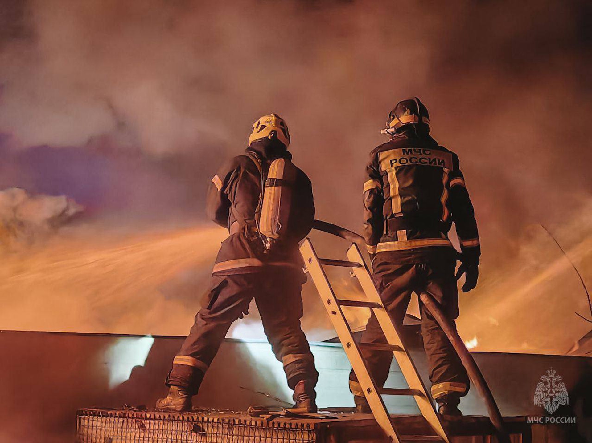 В Воронежской области произошёл пожар на промплощадке после падения фрагментов БПЛА