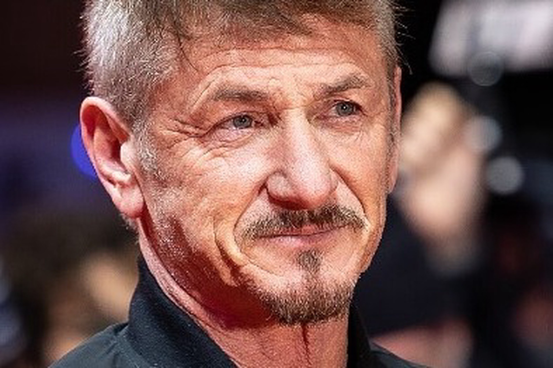 Выразил поддержку: кто из Голливуда приехал к боевикам ВСУ