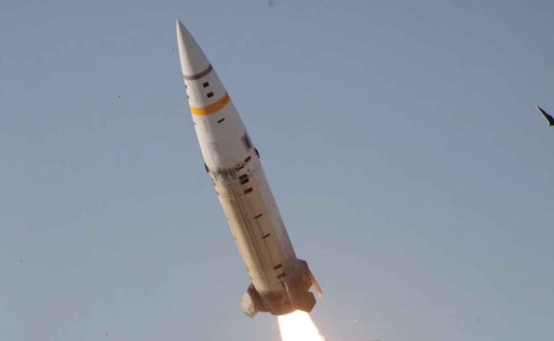 Российские специалисты полностью изучили взрыватель ракеты ATACMS