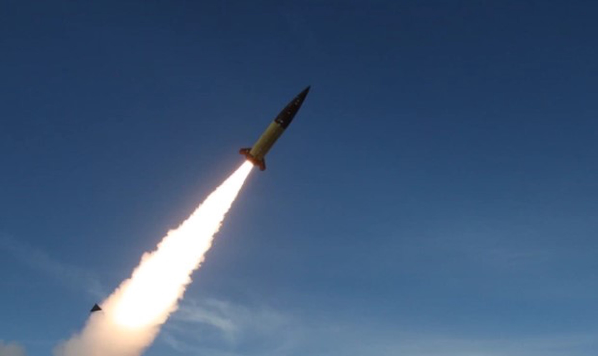 МО РФ: Украина нанесла удар ракетами ATACMS по гражданской инфраструктуре Севастополя