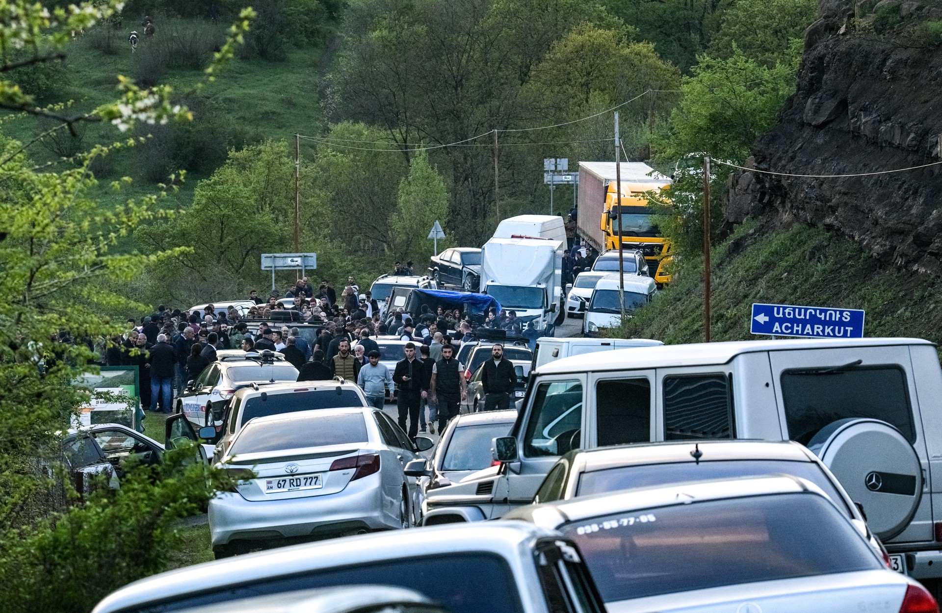 Политолог: Протесты в Армении против делимитации границы могут закончиться кровью