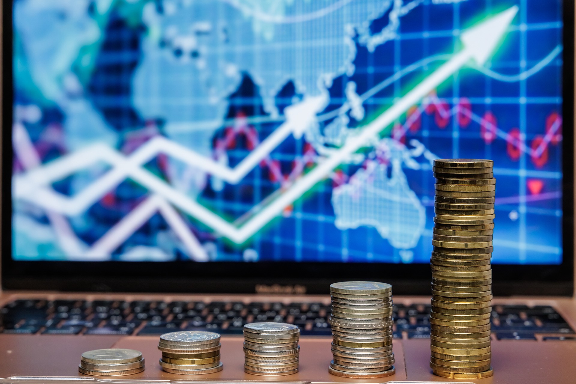 Эксперт объяснила россиянам, как поступить со вкладами перед Новым годом