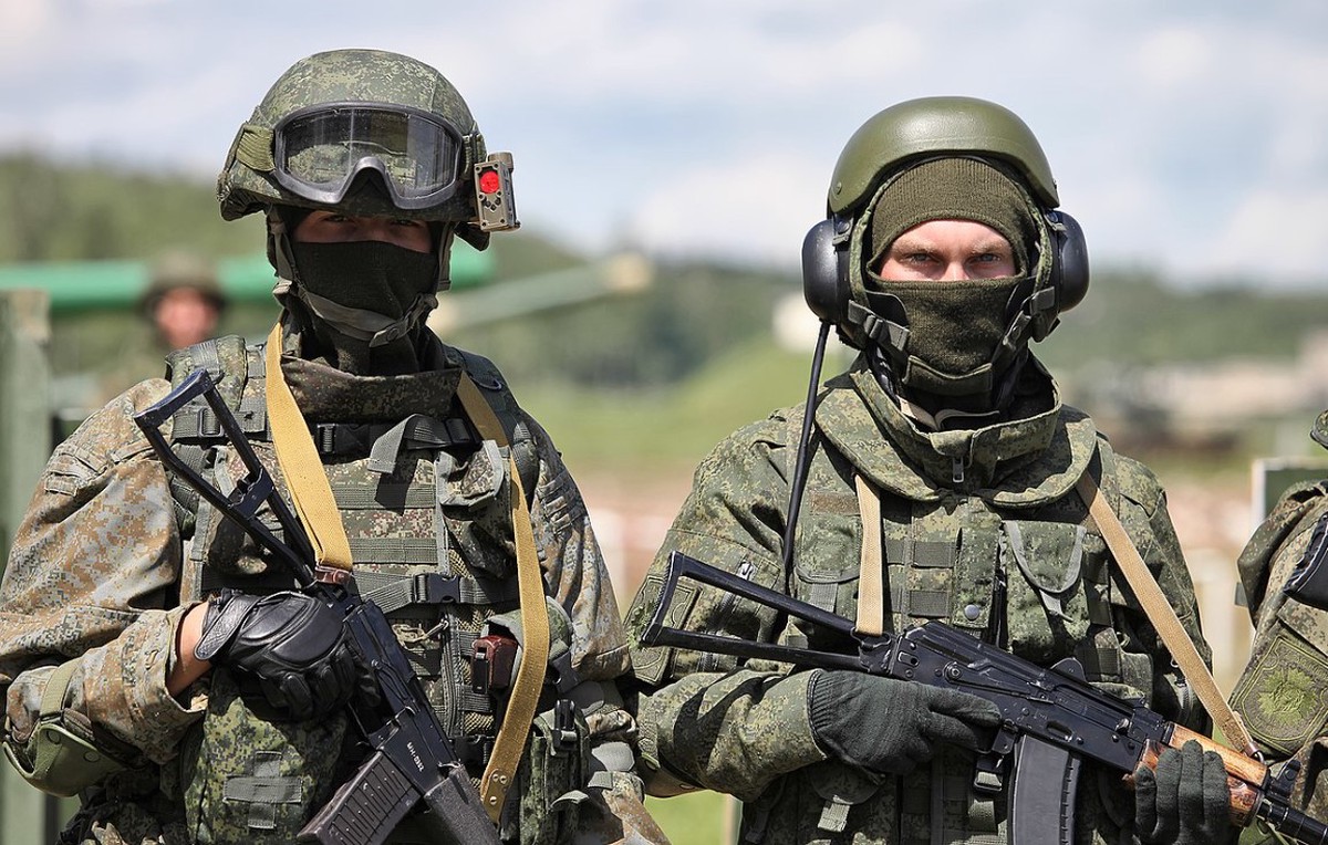 Forbes: Командиры ВСУ беспокоятся из-за стремительного продвижения ВС РФ к Красноармейску