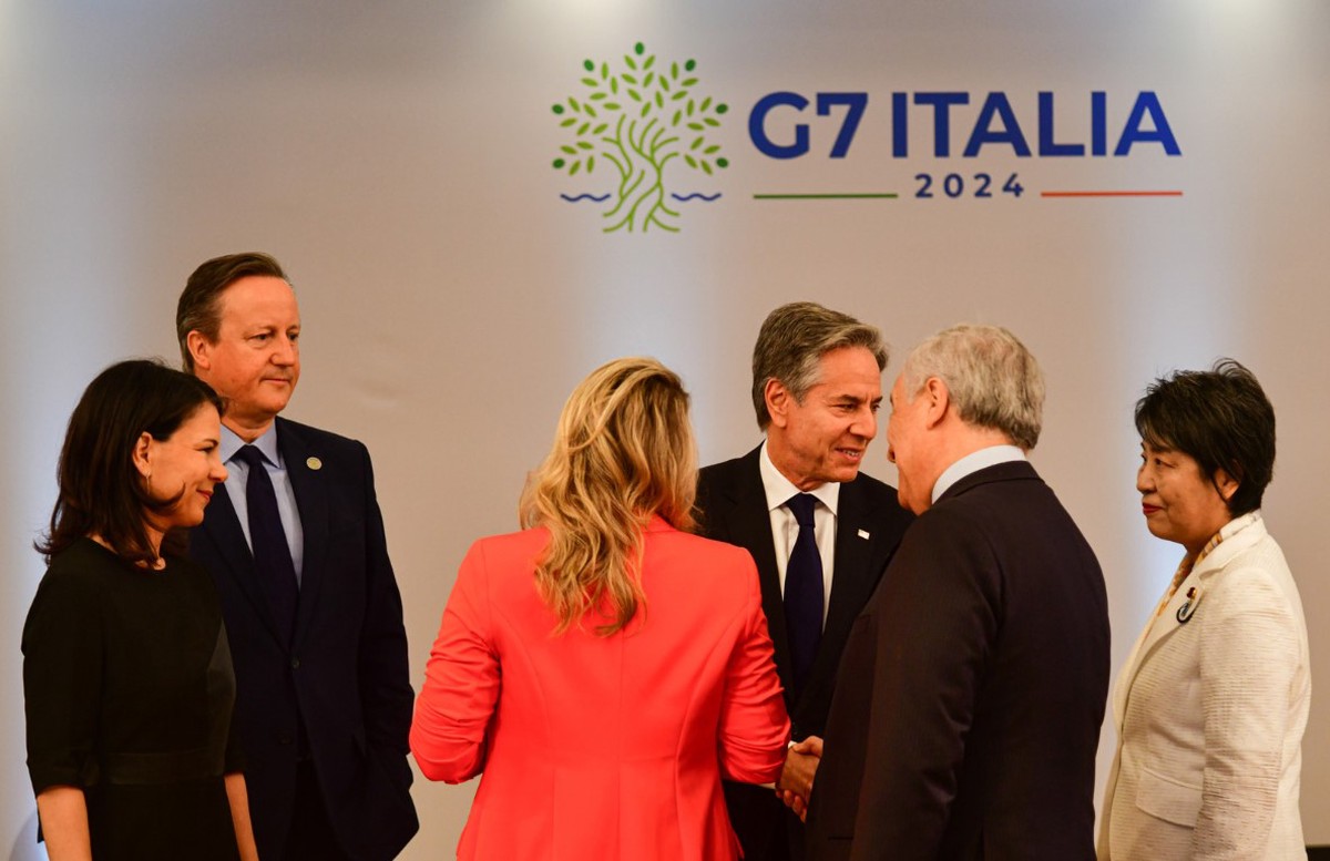 Страны G7 призвали Китай надавить на Россию