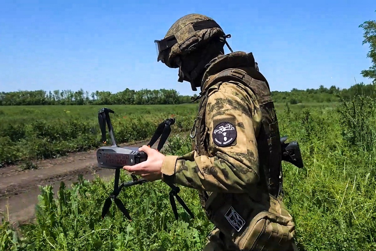 Экс-агент ЦРУ Джонсон: ВС РФ уничтожат склады с оружием на западе Украины