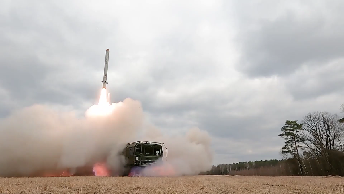 MWM: Россия успешно уничтожает Patriot при помощи ОТРК «Искандер»