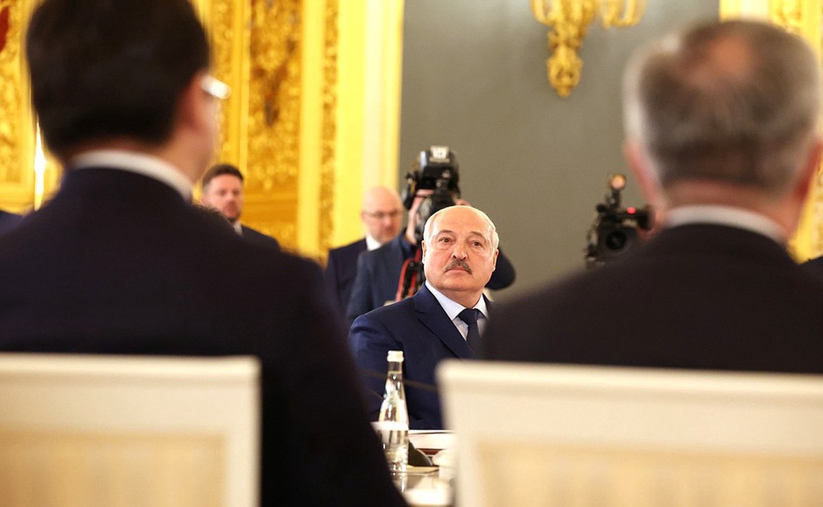 Политолог объяснил, зачем Лукашенко прибыл в Россию