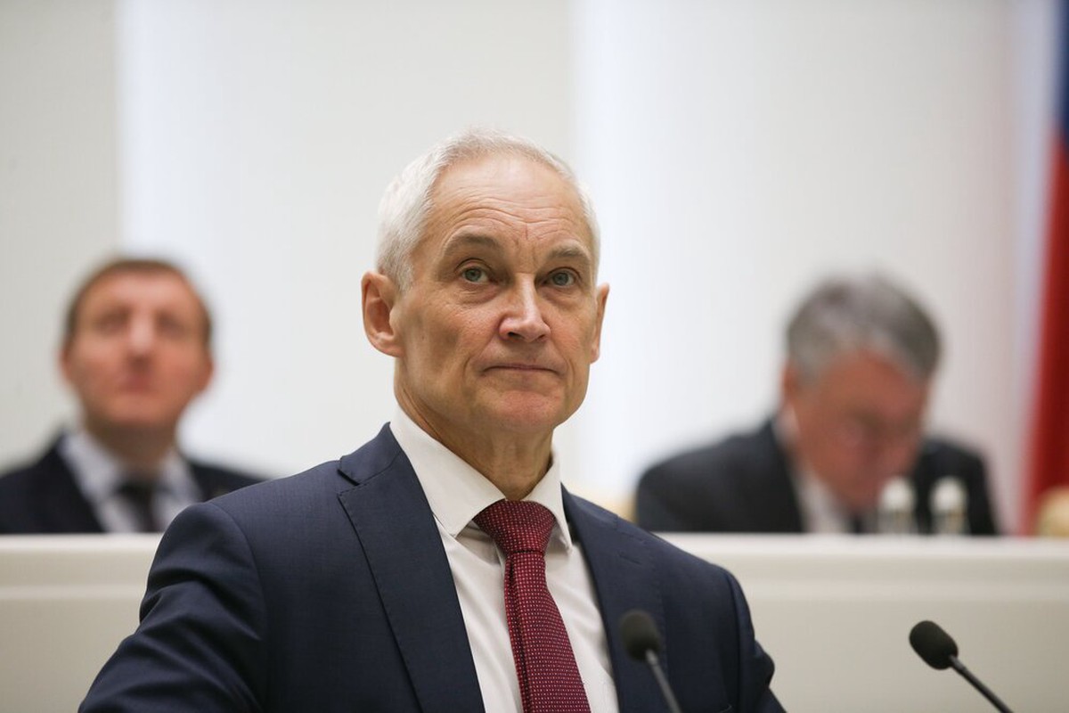 Политолог Живов объяснил предложение Путина назначить Белоусова главой Минобороны