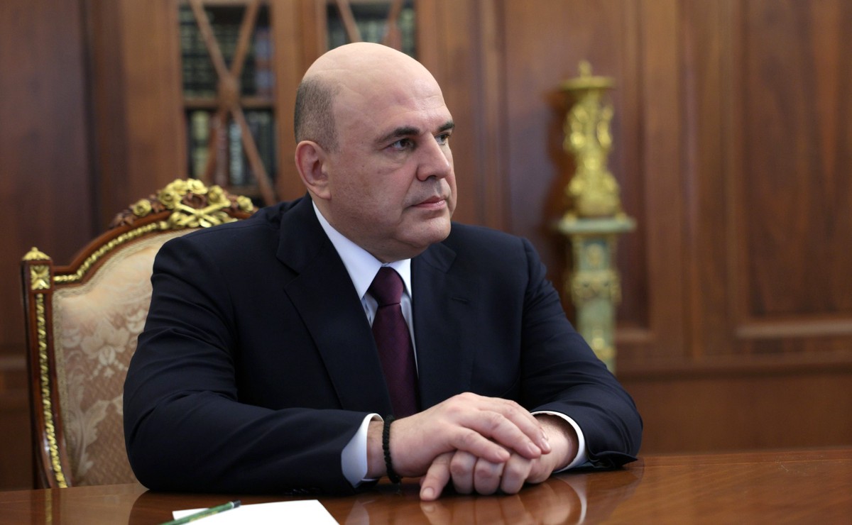 Мишустин: Россия гордится подвигом защитников страны в годы ВОВ