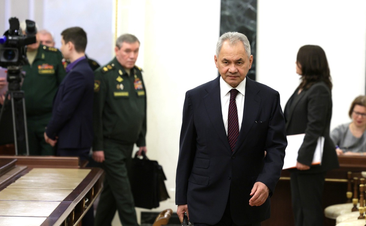 Политолог назвал темы, которые поднимет Шойгу в Иране