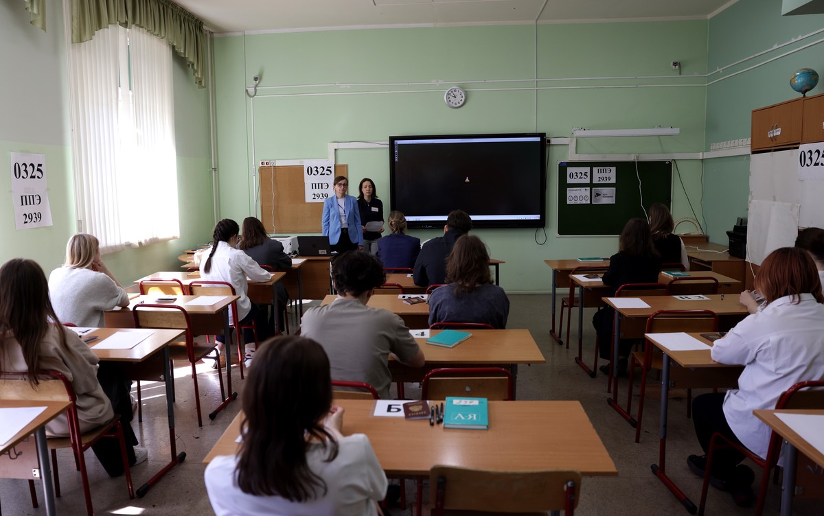 Заслуженный учитель РФ рассказал, в каких изменениях нуждается ЕГЭ