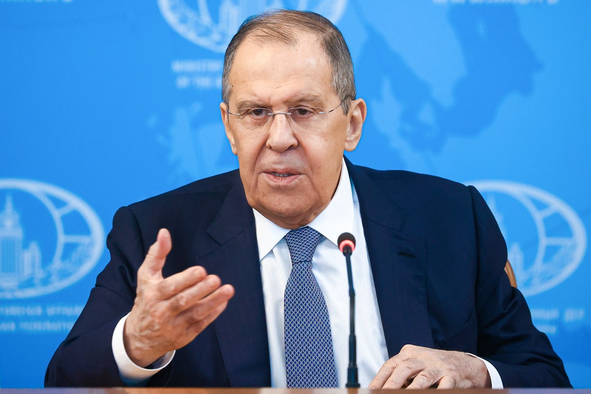 Лавров: Разговоры об ударах по РФ американским оружием отражают безысходность