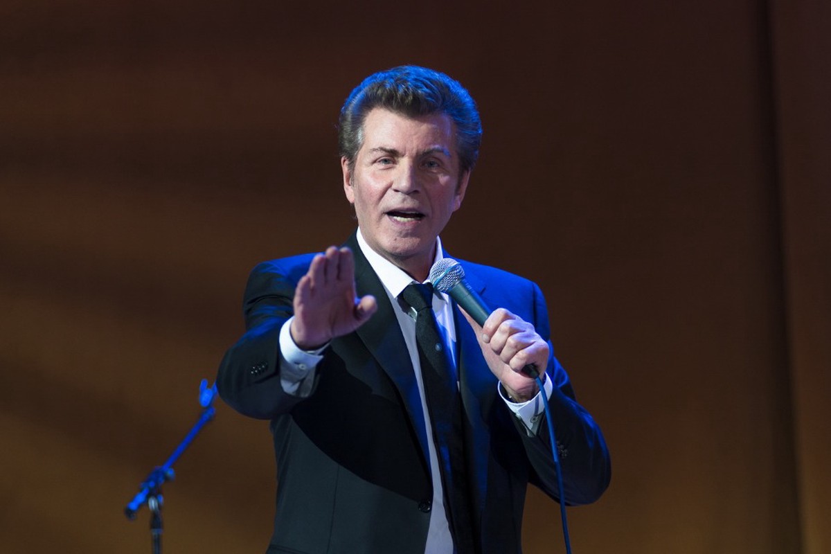 Стало известно, куда пропал назвавший Россию «уродиной» певец Ярослав Евдокимов