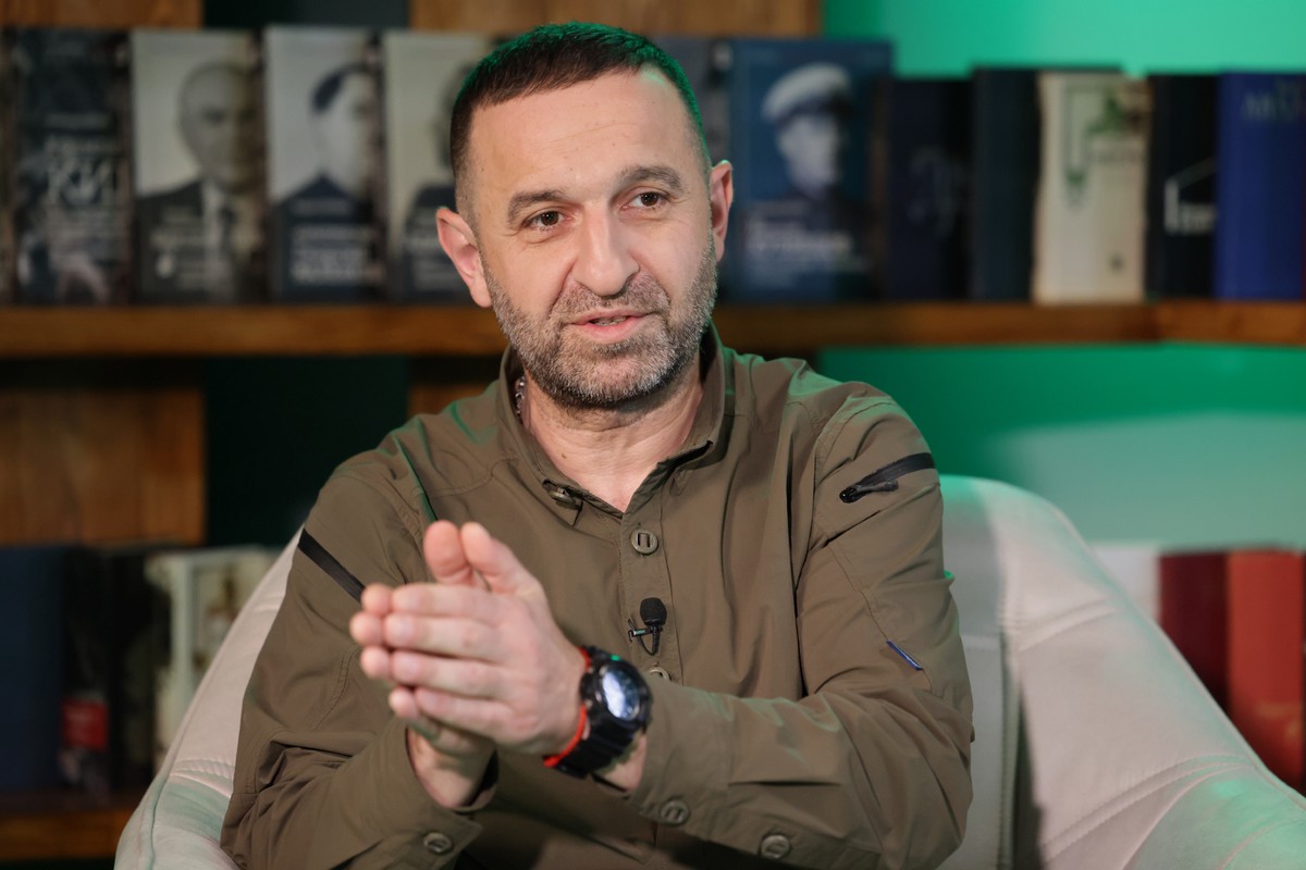 «Будем бить больнее, если соберёмся в один кулак»: Актёр Фидаров – о силе многонациональной России