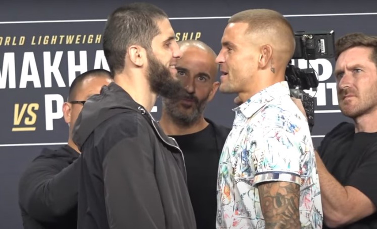 Махачев и Порье устроили перепалку на дуэли взглядов перед боем в UFC