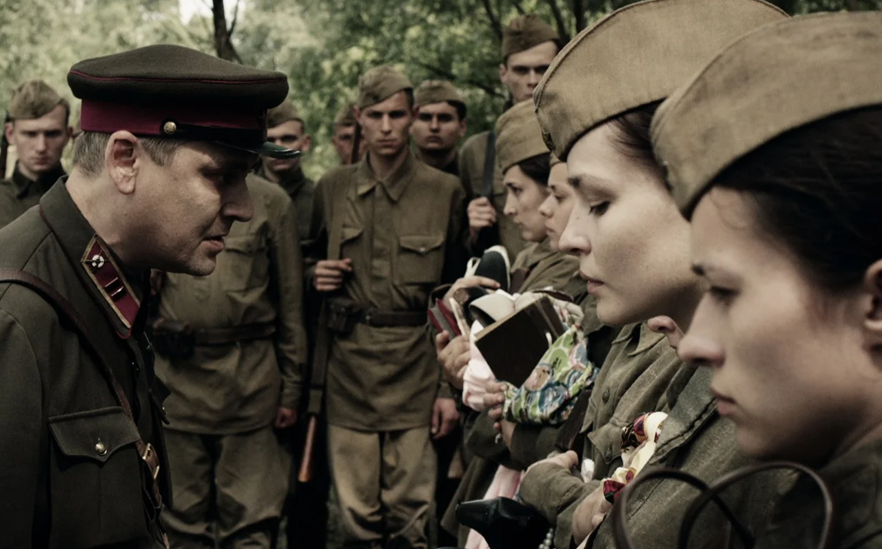 Её вклад в Победу: топ-5 фильмов о женском подвиге во время Великой Отечественной войны
