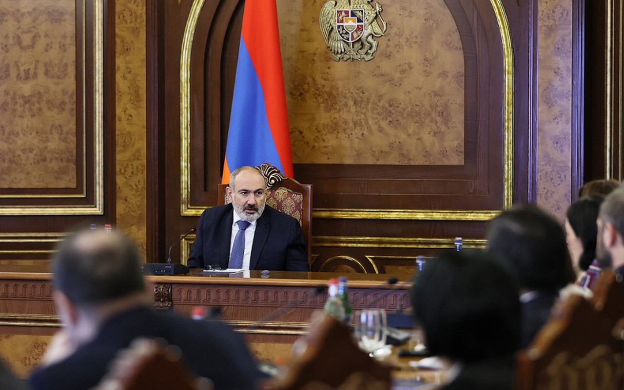 Пашинян открыл охоту на Кочаряна: перепалка в парламенте, тайный указ силовикам, борьба с кланами
