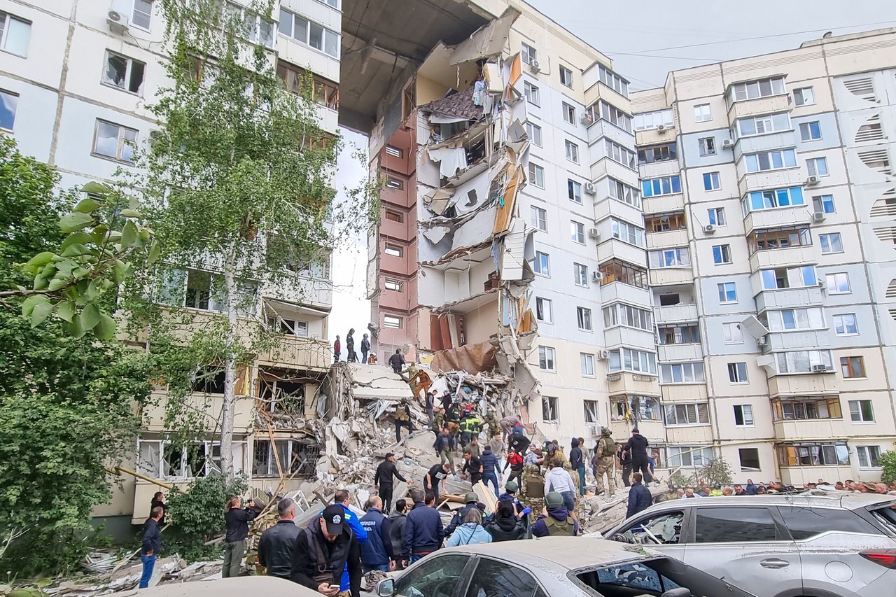 Война и мирные: зачем ВСУ огрызаются ударами по жилым кварталам