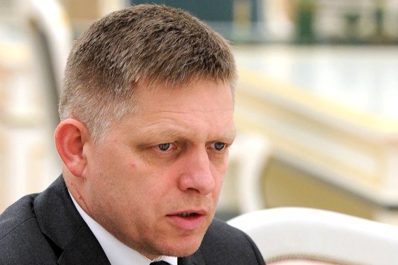 Вице-премьер Словакии: Жизни Фицо после операции ничего не угрожает