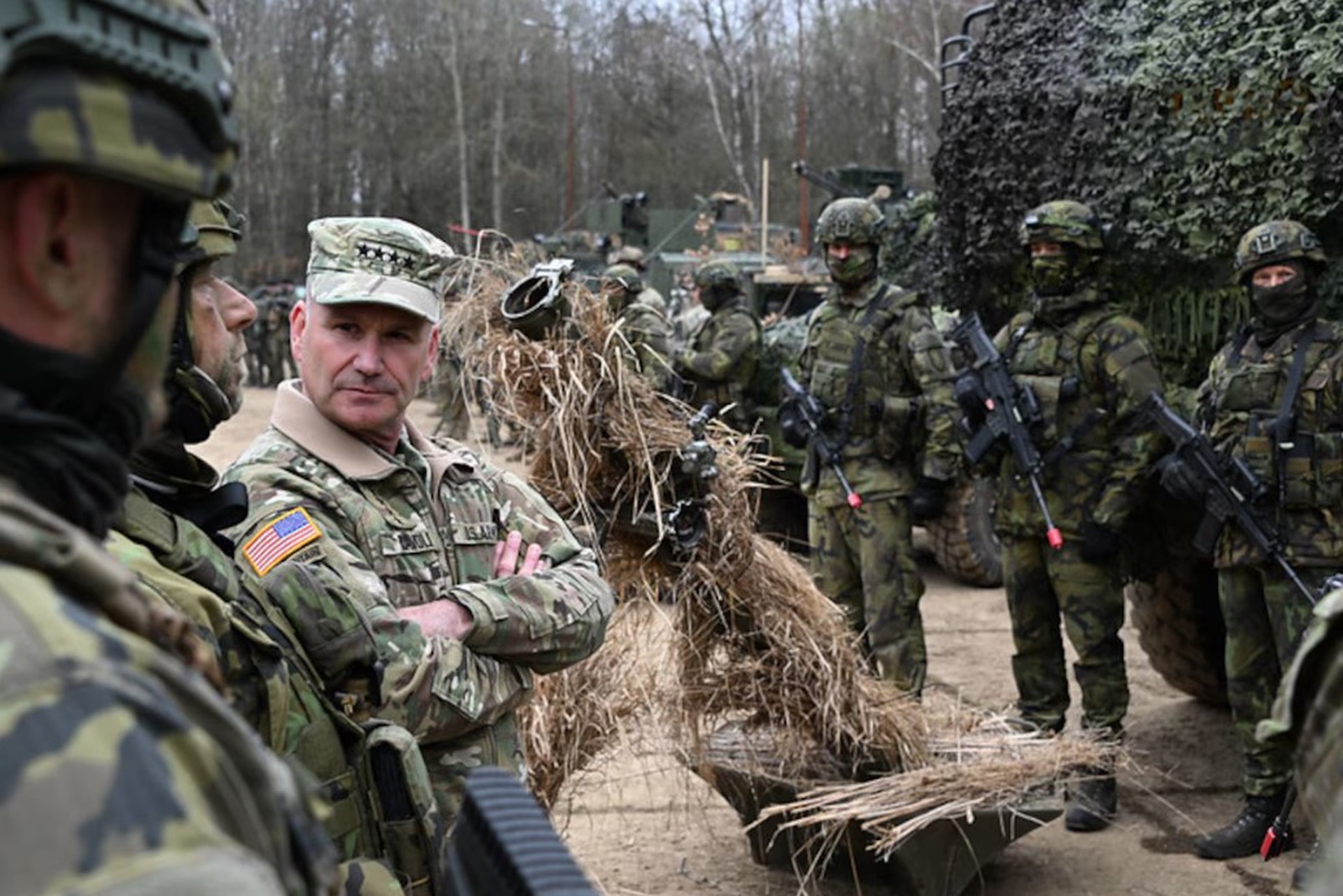 NYT: Украина попросила инструкторов НАТО обучить 150 тыс. солдат