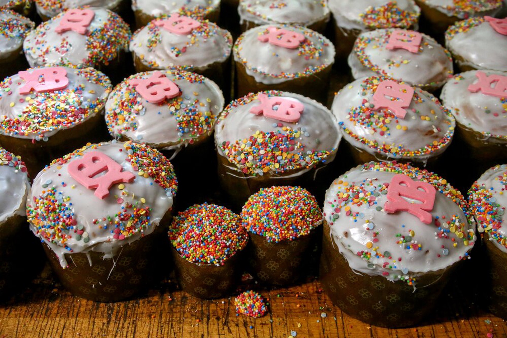 В РПЦ оценили претензии к продаже куличей задолго до Пасхи