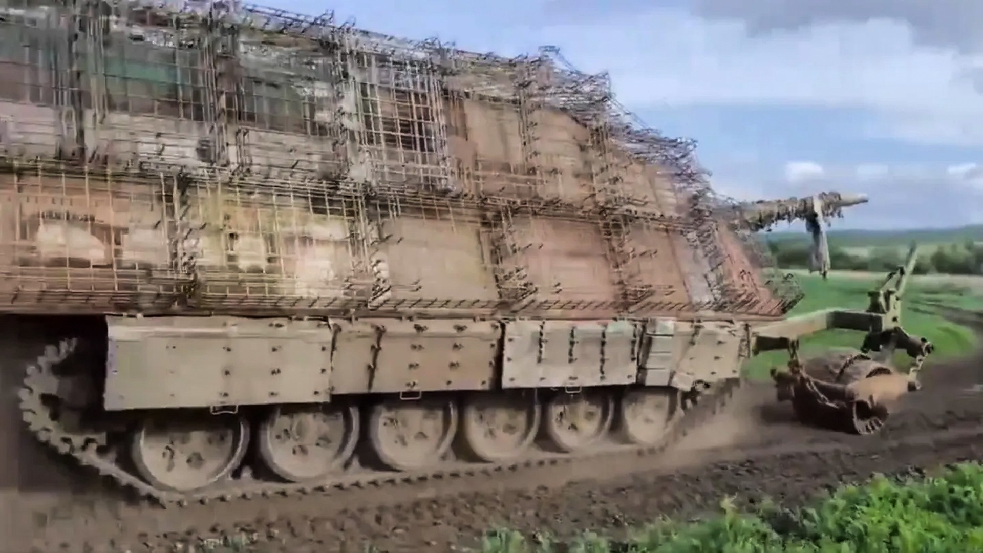 ВСУ оказались бессильны против российских «танков-черепах»