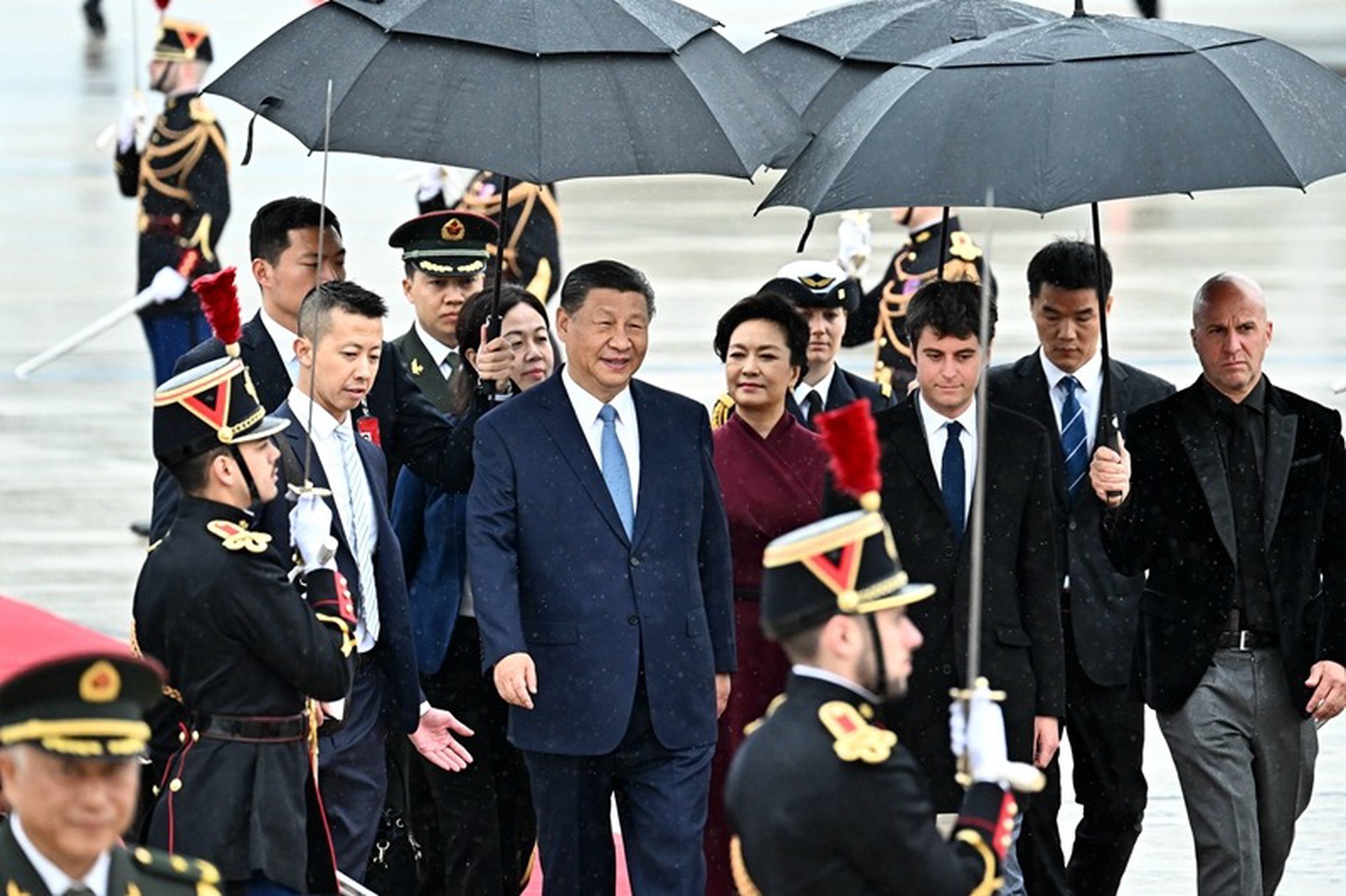 Си Цзиньпин: Китай и Франция должны вместе предотвратить новую холодную войну