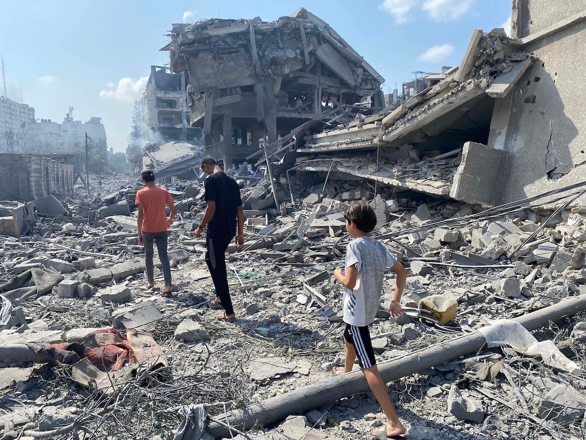 Число погибших при ударах по Газе выросло до 34 943