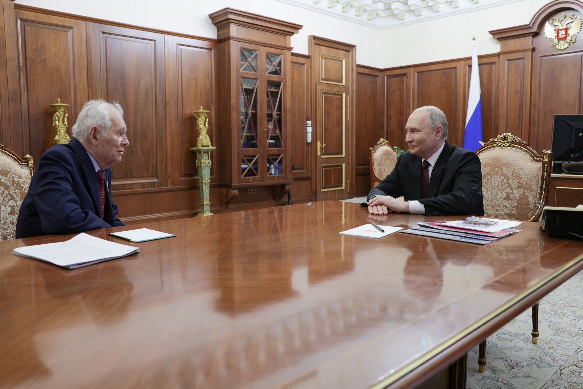В Кремле объяснили, почему первая встреча у Путина после инаугурации была с Рошалем