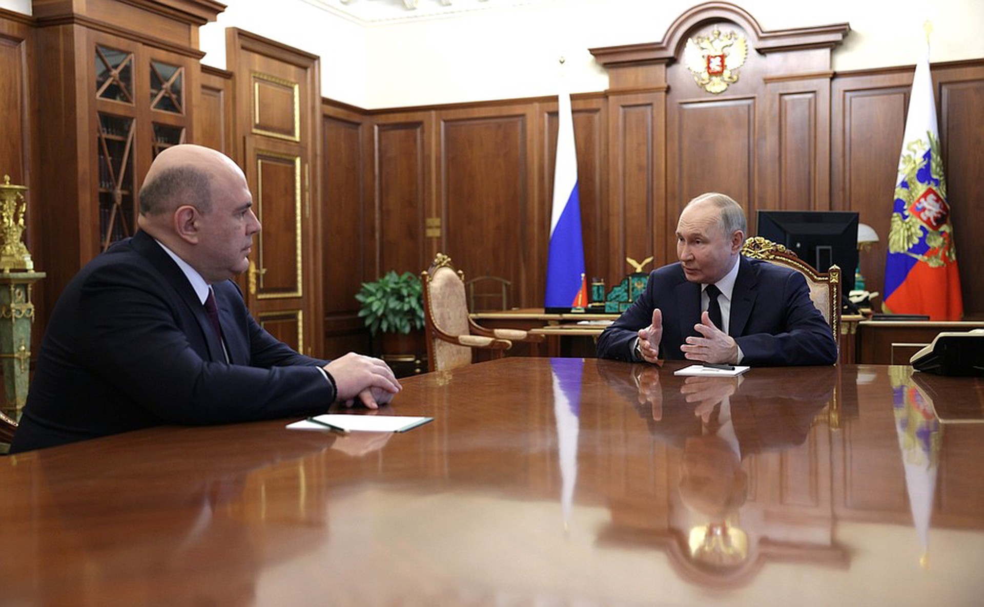 Путин провёл встречу с Мишустиным