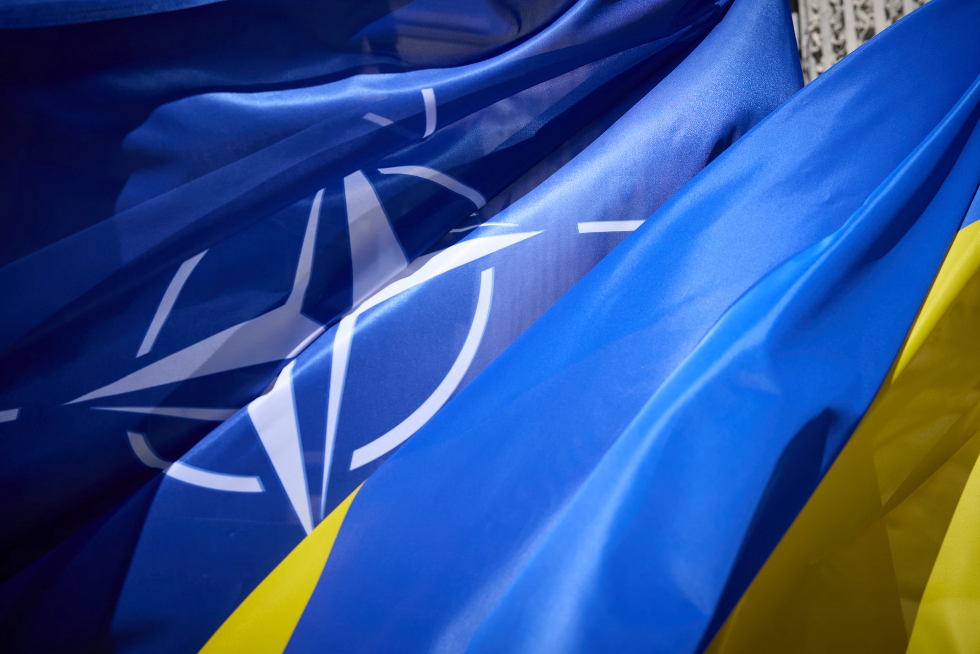 Орбан: НАТО организует военную миссию на Украине