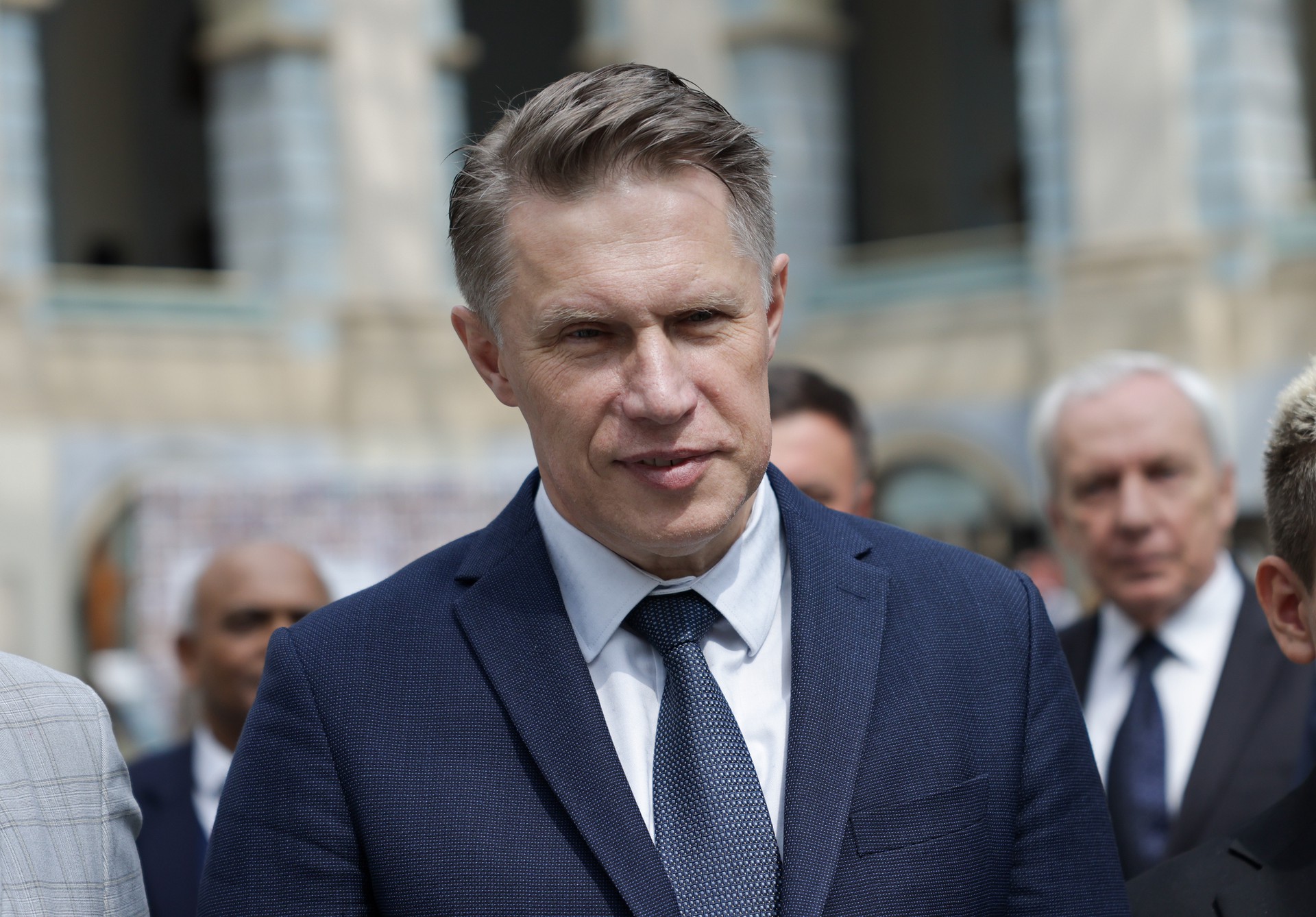 Мурашко рассказал, сколько лет жизни отнимает избыточный вес