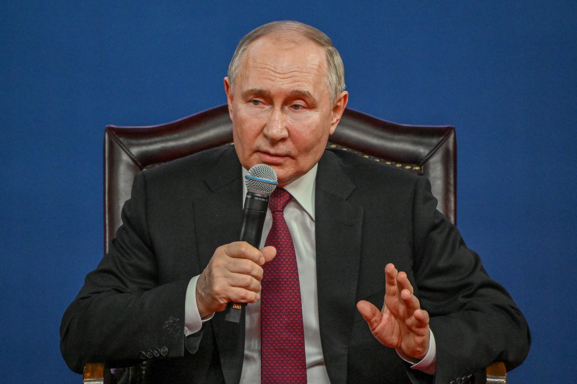 «Скоро уедем»: Путин извинился за неудобства перед жителями Харбина 